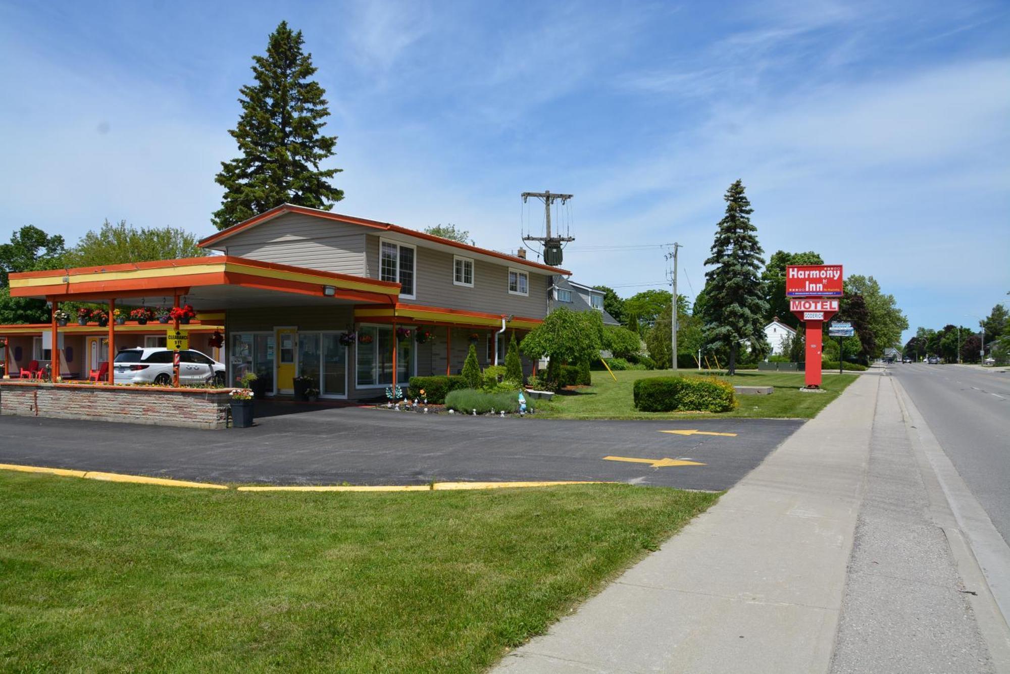 Harmony Inn Goderich Exterior photo